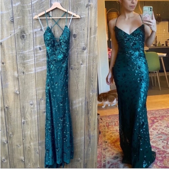 Forest Emerald Green Sequin Backless Lace-Up Maxi Dress 🌿 - Picture 1 of 13